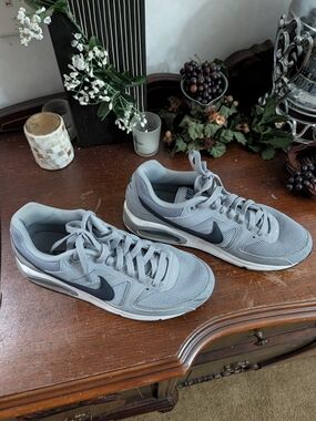 Nike Men’s Grey Air Max-Inspired Running Shoes